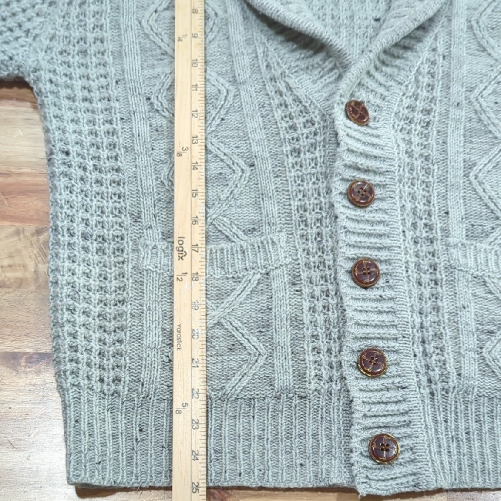 Vintage Oleg Cassini Gray Cable Knit Cardigan - Picture 11 of 12